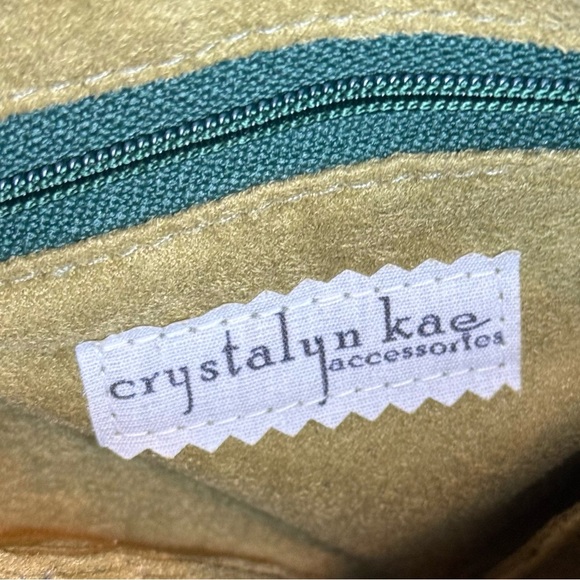 Crystalyn Kae forest green vegan leather shoulder sling handbag/purse. - Picture 11 of 12